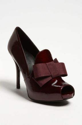 Stuart Weitzman Bowtie Pump in Wine Pebble Patent at Nordstrom, Size 8