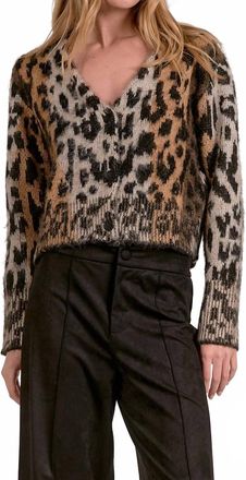 Elan Cheetah Cropped Cardigan In Brown