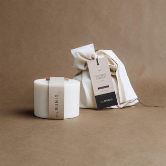 The Munio Heather Flower Wooden Wick Refill Candle - 500ml