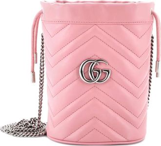 Gucci GG Marmont Matelasse Leather Mini bucket bag - Roze