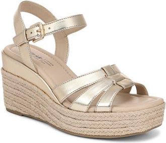 Life Stride Havana Platform Sandal in Platino Gold at Nordstrom, Size 6.5