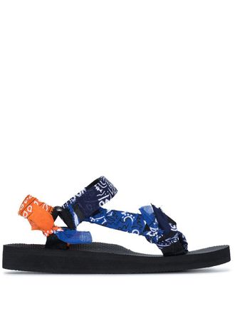 Arizona Love Trekky sandalen met bandanaprint - Blauw