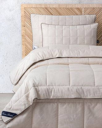 Brooks Brothers Kapok Quilt