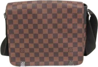 Louis Vuitton Pre-owned Cross Body Bags, male, Brown, Size: ONE SIZE Pre-owned District PM Messenger Bag
