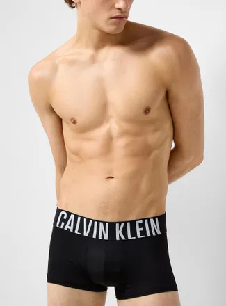 Calvin Klein Mens 2.5 solid stretch trunk Intense Power