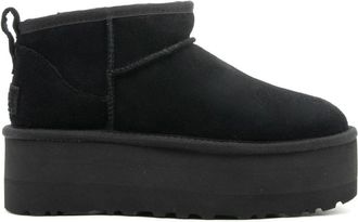 UGG Classic Mini Boot - Dames - Winterlaarzen - Zwart - 41 EU - Wol - Schoenen