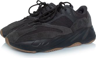 adidas Yeezy Boost 700 V1 Utility zwart