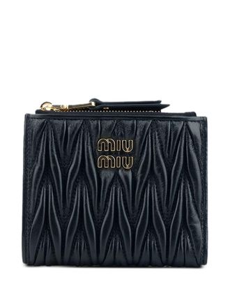 Miu Miu: Black Wallets now up to −33% | Stylight