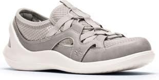 Clarks Solevana Slip-On Sneaker in Pale Grey at Nordstrom Rack, Size 6.5