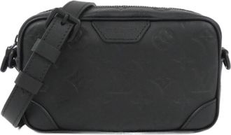 Louis Vuitton Black Leather Shoulder Bag (Pre-Owned)