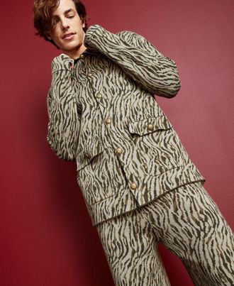 Royalty by Maluma Mens Relaxed Fit Jacquard Sweater Jacket
