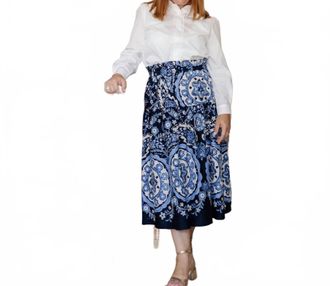 Merci Provence Print Skirt In Navy Medallion