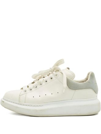 Alexander McQueen Oversized leather sneakers - White