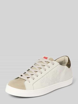 P448 Sneaker mit Schn&uuml;rverschluss Modell JOHN in Weiss, Gr&ouml;&szlig;e 41