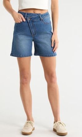 Vigoss Cross Waist Bermuda Shorts in Med Wash at Nordstrom Rack, Size 32