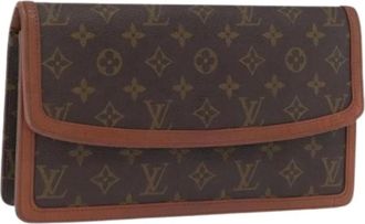 Louis Vuitton Pre-owned Clutches, female, Brown, Size: ONE SIZE Pre-owned Canvas Clutch