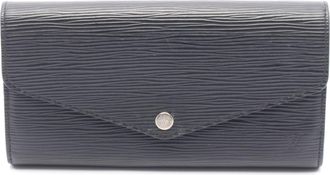 Louis Vuitton Black Noir Epi Leather Long Wallet (Bi-Fold) (Pre-Owned)