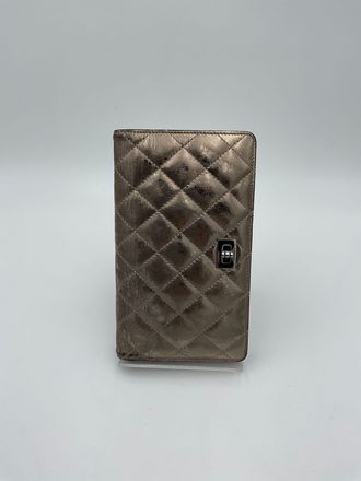 Chanel CHANEL Mat&egrave;lass&egrave; Platinum Womens Wallet (Pre-Owned)