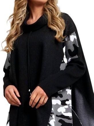 Angel Two Pocket Poncho In Black/multi (A/s)