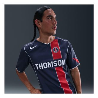 Nike x Paris Saint Germain 2004 Total 90 Reissue Replica T-Shirt Midnight Navy University Red IF9578-410