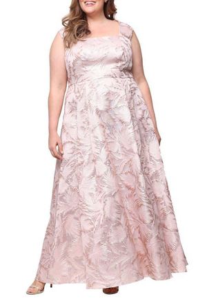 Alex Evenings Metallic Leaf Jacquard Empire Waist Gown in Rose Gold at Nordstrom, Size 22W