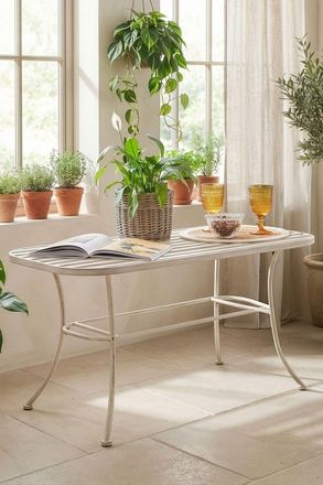 Dibor Vintage Cream Iron Slatted Summer Indoor Outdoor Garden Furniture Coffee Table in White