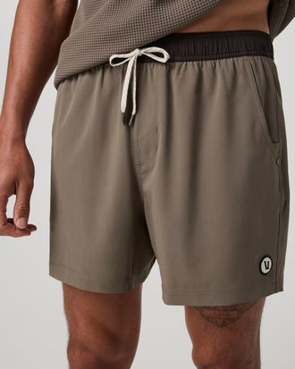 Vuori Clothing Kore Shorts Unlined 5 | Bark | XS, Size Extra Small
