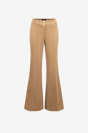 Pamela Henson Cordhose mit ausgestelltem Bein Danielle