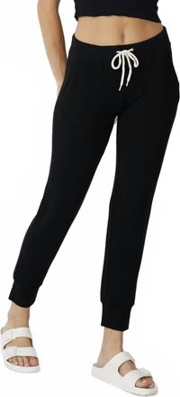 Monrow Super Soft Sporty Jogger In Black