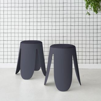 Sweeek Sweeek - Set di 2 sgabelli impilabili in materiale bouclé