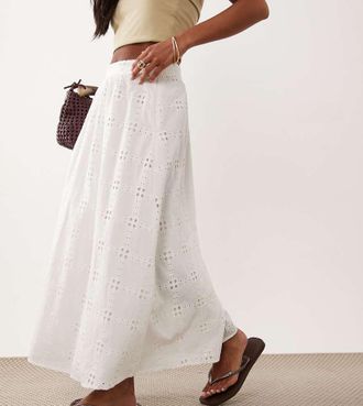 New Look Petite Gonna lunga in pizzo sangallo bianco