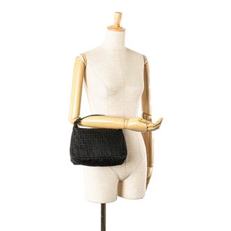 Fendi Baguette Schoudertas Logo Patroon