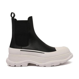 Alexander McQueen Alexander McQueen, Chelsea Boots, female, Black, Size: 8 1/2 US Black Chelsea Tread Boots