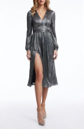 Dress The Population Holly Long Sleeve Metallic Plissé Dress in Silver at Nordstrom, Size Xx-Small