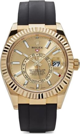 Rolex Sky-Dweller 42mm Pre-owned 2022 - Oro
