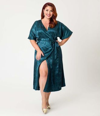 Unique Vintage Plus Size Tie Wrap Surplice Midi Dress in Teal Floral at Nordstrom, Size 5X