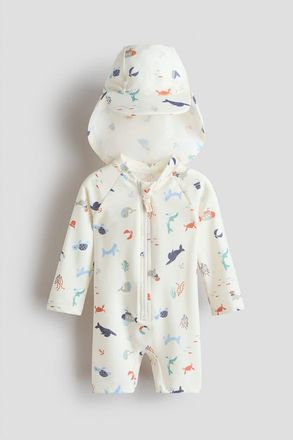 H&M Upf 50 Sun Protection Set in White/marine Animals at Nordstrom, Size 9-12M