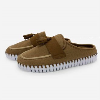 Ilse Jacobsen Womens Wool Tassel Mule In Cashew