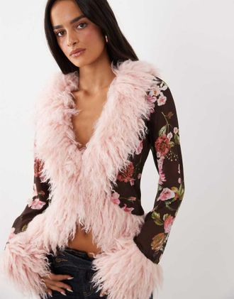 AFRM Simone top a maniche lunghe in rete con bordo in pelliccia sintetica floreale marrone