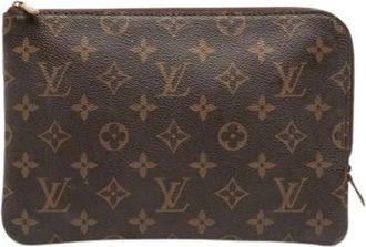 Louis Vuitton Pre-owned Clutches, female, Brown, Size: ONE SIZE Pre-owned Etui Voyag Clutch