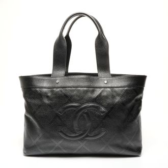 Chanel Black Leather Tote Bag (Pre-Owned)