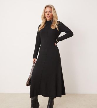 Nobody's Child Vestito svasato e accollato nero con gonna al polpaccio