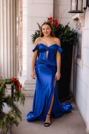 Sherri Hill Off The Shoulder Stretch Satin Prom Dress In Royal