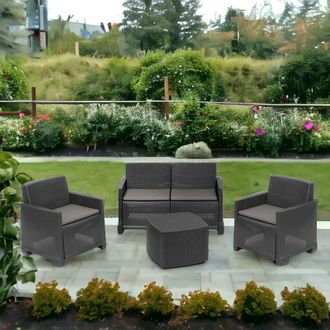 Dmora Conjunto De Sal&oacute;n De Exterior Peschici, Conjunto De Jard&iacute;n Con 2 Sillones, 1 Sof&aacute; Y 1 Mesa Contenedor, Efecto Rattan Con Cojines, 100% Made In Italy, 