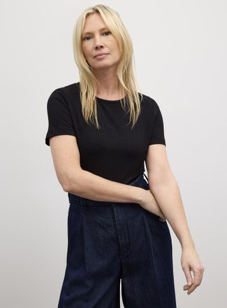 Contemporaine Womens Flowy crew-neck T-shirt