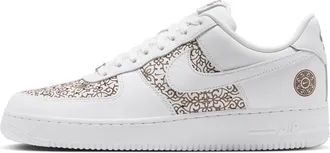 Nike Mens Air Force 1 07 LV8 Shoes in White | IV5754-100