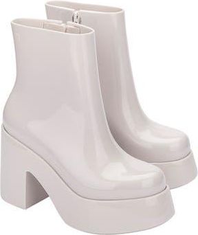 Melissa Nubia II Platform Bootie in White at Nordstrom Rack, Size 10