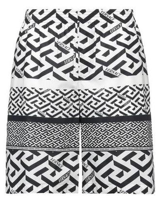 Versace PARTES DE ABAJO - Pantalones cortos y bermudas en YOOX.COM