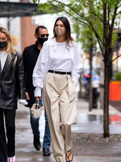 WOW! L’ultimo look con i pantaloni maschili di Kendall Jenner da copiare