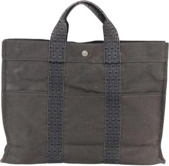 Herm&egrave;s Pre-owned Tote Bags, female, Gray, Size: ONE SIZE Pre-owned Fourre tout tote